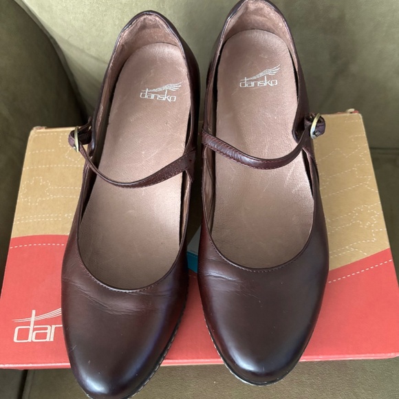 Dansko Loralie Burnished Calf Wine size 39 - Picture 1 of 15